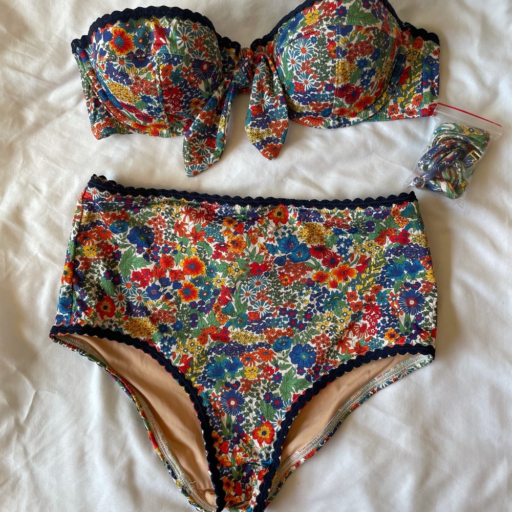 🔥J.CREW x LIBERTY RICKRACK BIKINI SET🔥